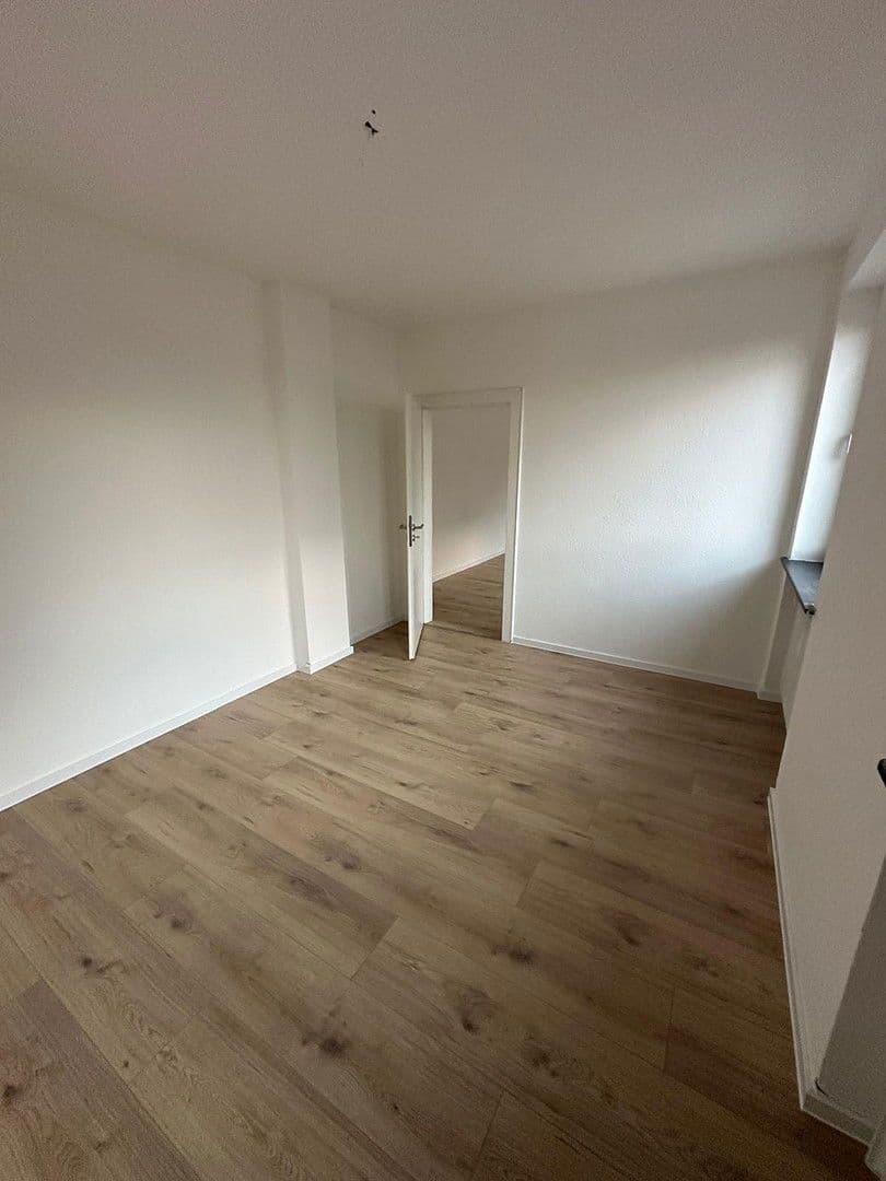 Prenájom bytu 3-izbový 53 m², Neumärker Straße 7, Helmstedt, Dolné Sasko Prenájom bytu 3-izbový 53 m², Neumärker Straße 7, Helmstedt, Dolné Sasko