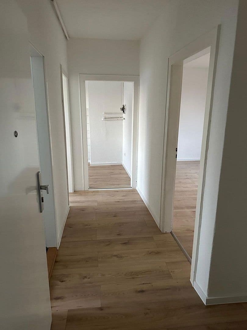 Prenájom bytu 3-izbový 53 m², Neumärker Straße 7, Helmstedt, Dolné Sasko Prenájom bytu 3-izbový 53 m², Neumärker Straße 7, Helmstedt, Dolné Sasko