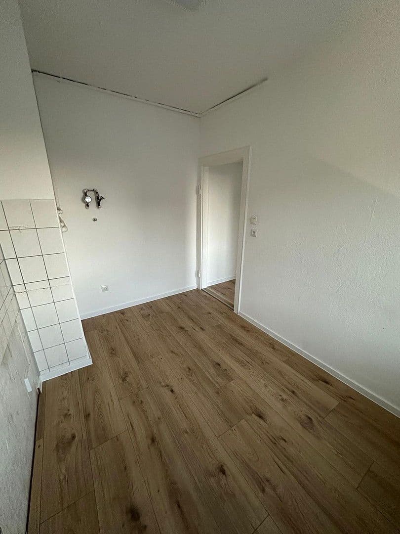 Prenájom bytu 3-izbový 53 m², Neumärker Straße 7, Helmstedt, Dolné Sasko Prenájom bytu 3-izbový 53 m², Neumärker Straße 7, Helmstedt, Dolné Sasko