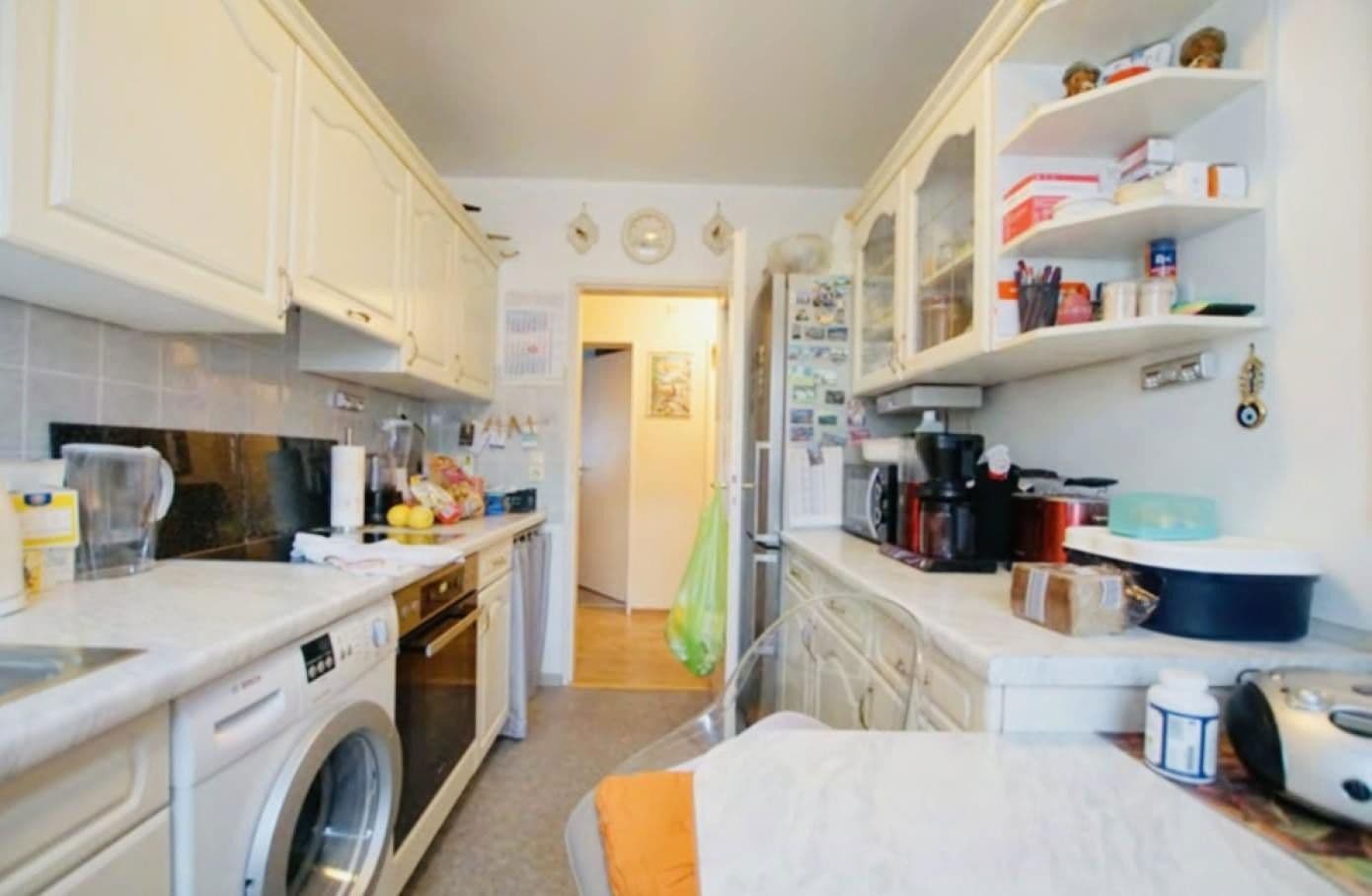 Predaj bytu 3-izbový 74 m², Gerresheimer Landstraße 145, Düsseldorf, Severné Porýnie - Westfálsko Predaj bytu 3-izbový 74 m², Gerresheimer Landstraße 145, Düsseldorf, Severné Porýnie - Westfálsko