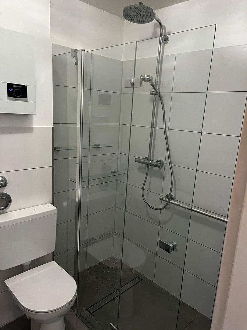 Predaj bytu 3-izbový 74 m², Gerresheimer Landstraße 145, Düsseldorf, Severné Porýnie - Westfálsko Predaj bytu 3-izbový 74 m², Gerresheimer Landstraße 145, Düsseldorf, Severné Porýnie - Westfálsko