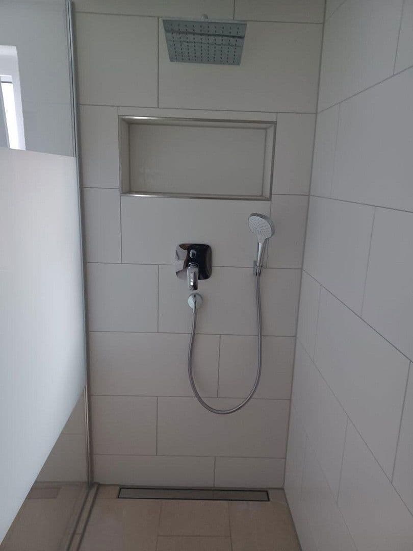 Prenájom bytu 4-izbový 80 m², Großbottwar, Bádensko-Wurttembersko Prenájom bytu 4-izbový 80 m², Großbottwar, Bádensko-Wurttembersko