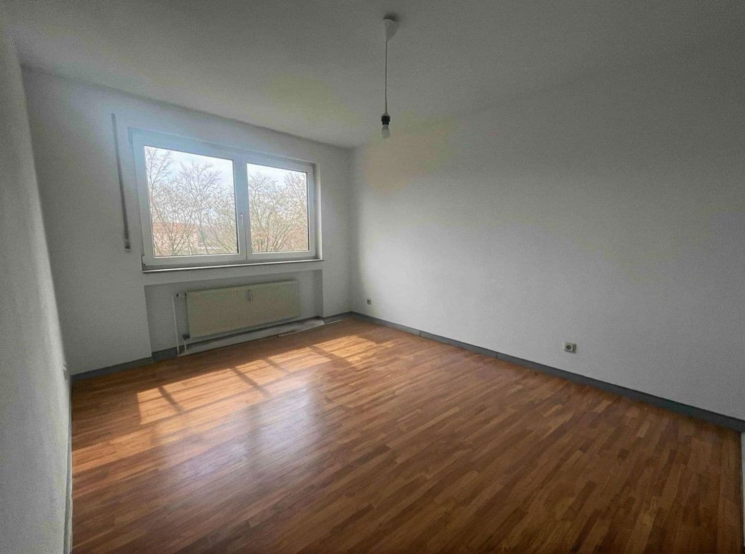 Prenájom bytu 2-izbový 62 m², Ahornstr. 9, Werneuchen, Brandenbursko Prenájom bytu 2-izbový 62 m², Ahornstr. 9, Werneuchen, Brandenbursko