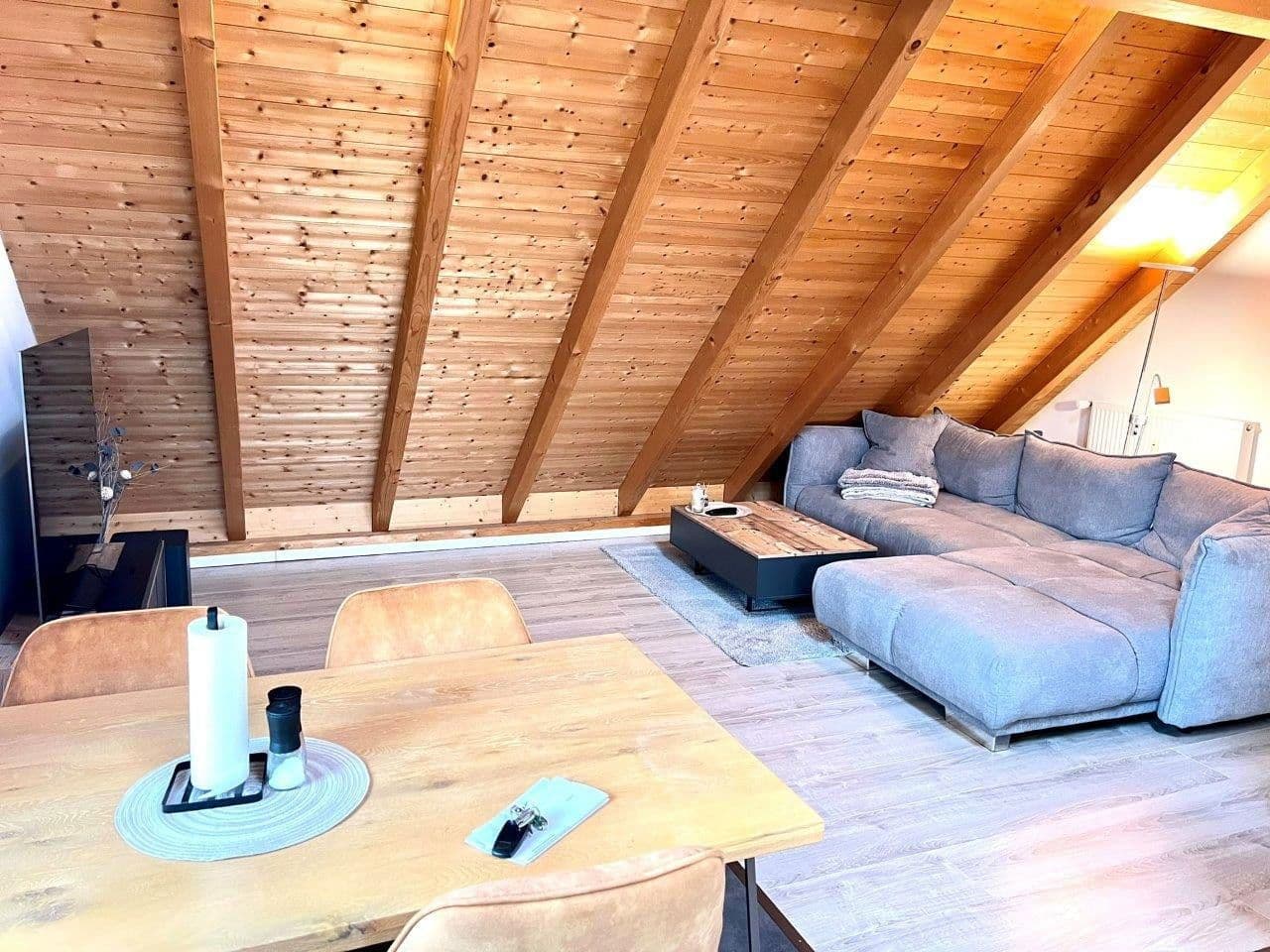 Prenájom bytu 2-izbový 66 m², Taufkirchen Vils, Bavorsko Prenájom bytu 2-izbový 66 m², Taufkirchen Vils, Bavorsko