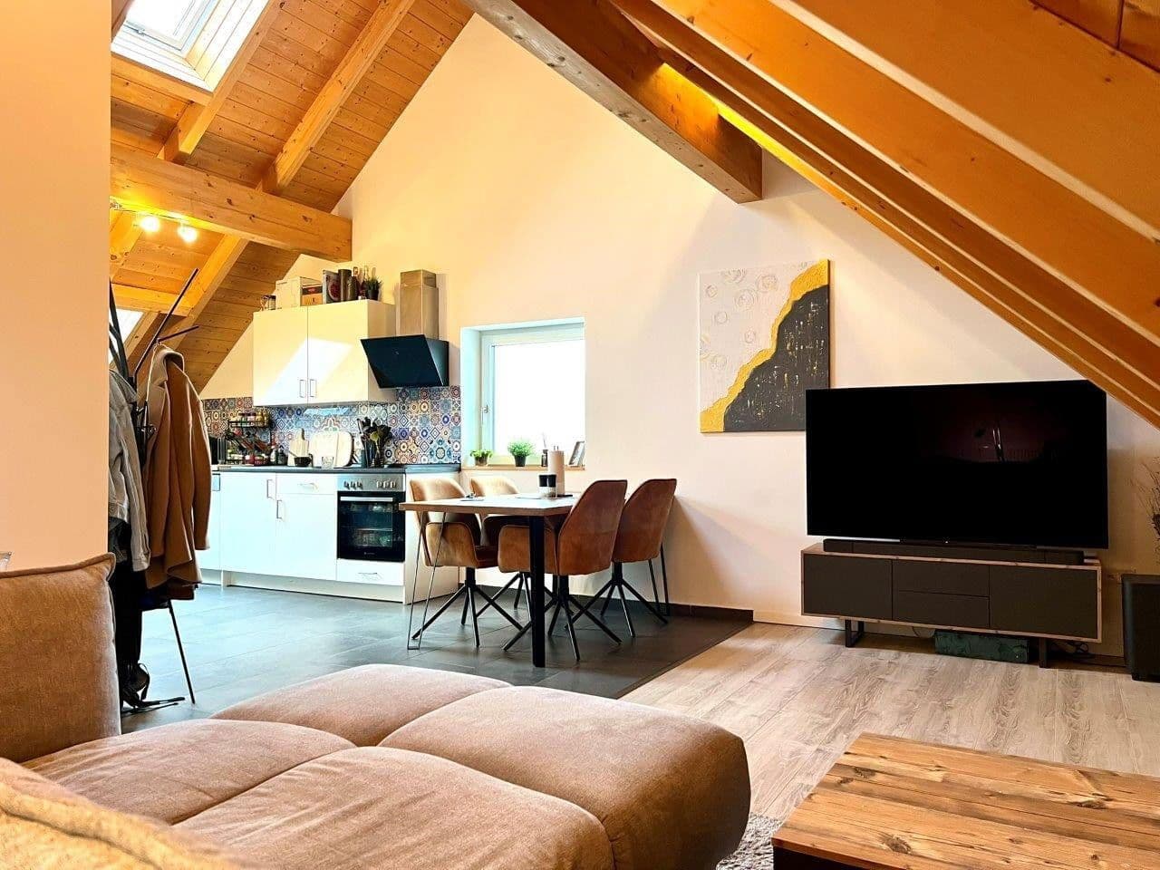 Prenájom bytu 2-izbový 66 m², Taufkirchen Vils, Bavorsko Prenájom bytu 2-izbový 66 m², Taufkirchen Vils, Bavorsko