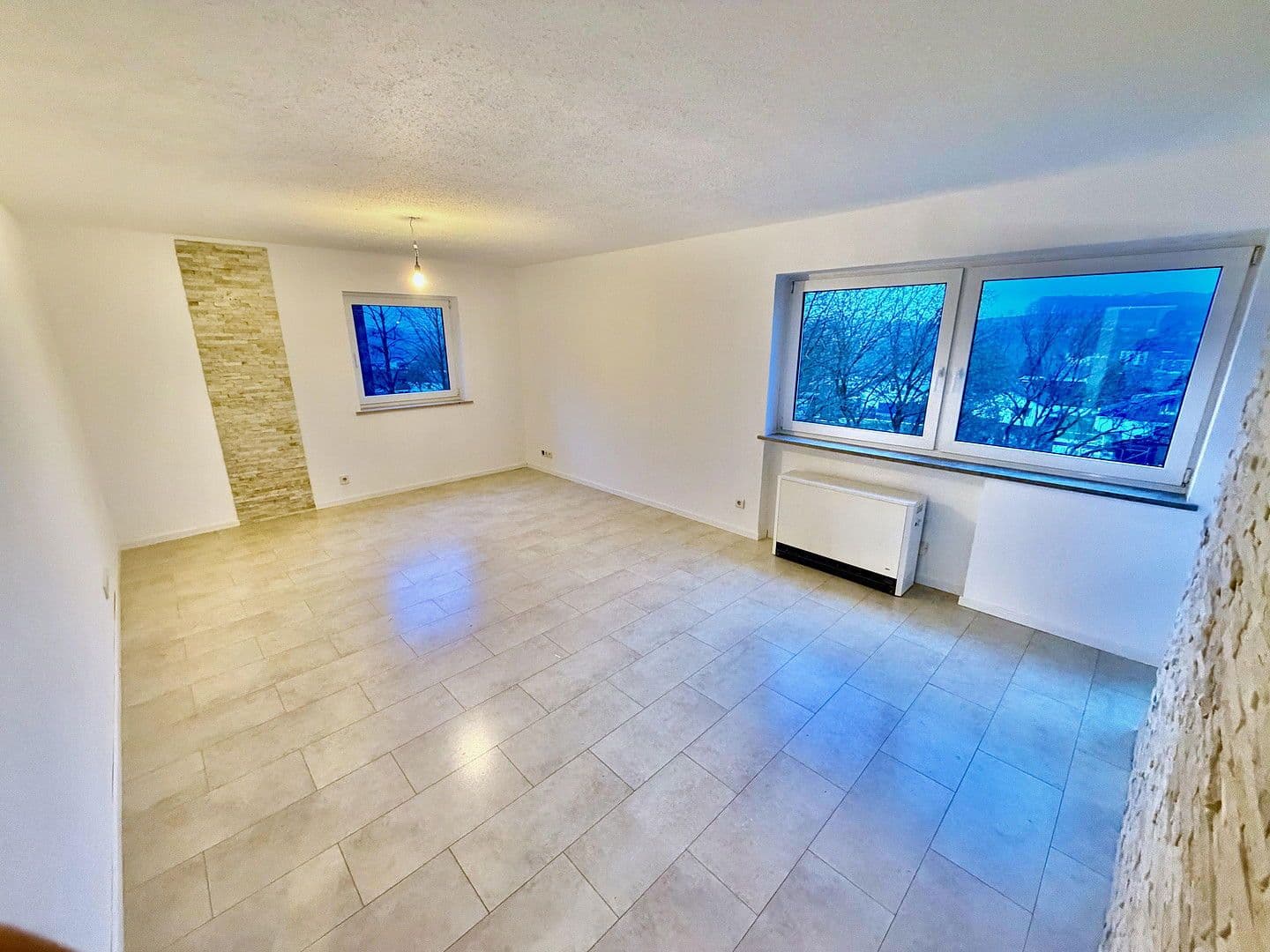 Prenájom bytu 4-izbový 91 m², Falkenhöhe 2, Gummersbach, Severné Porýnie - Westfálsko Prenájom bytu 4-izbový 91 m², Falkenhöhe 2, Gummersbach, Severné Porýnie - Westfálsko