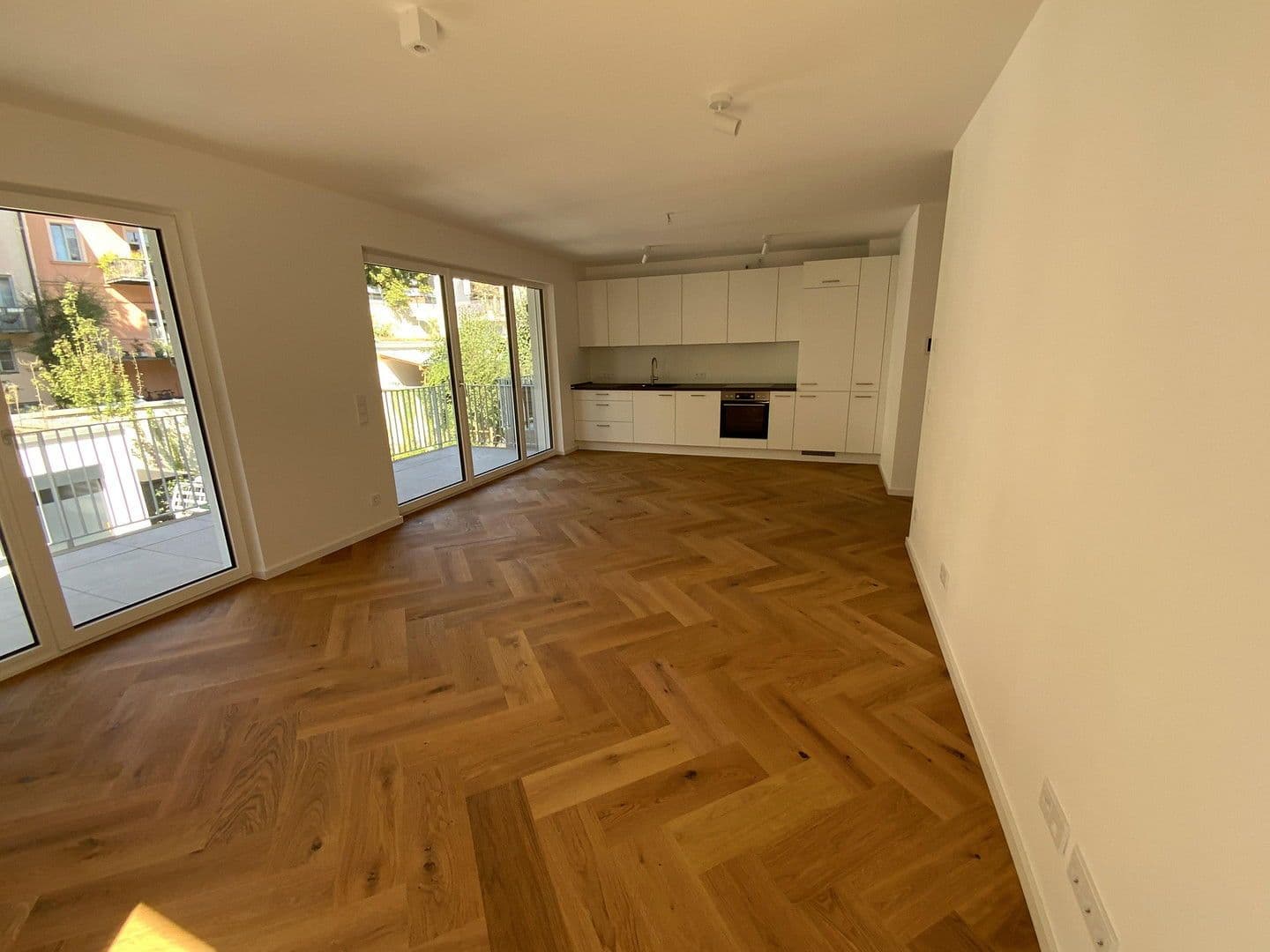 Prenájom bytu 2-izbový 76 m², Kidlerstraße 20a, München, Bavorsko Prenájom bytu 2-izbový 76 m², Kidlerstraße 20a, München, Bavorsko