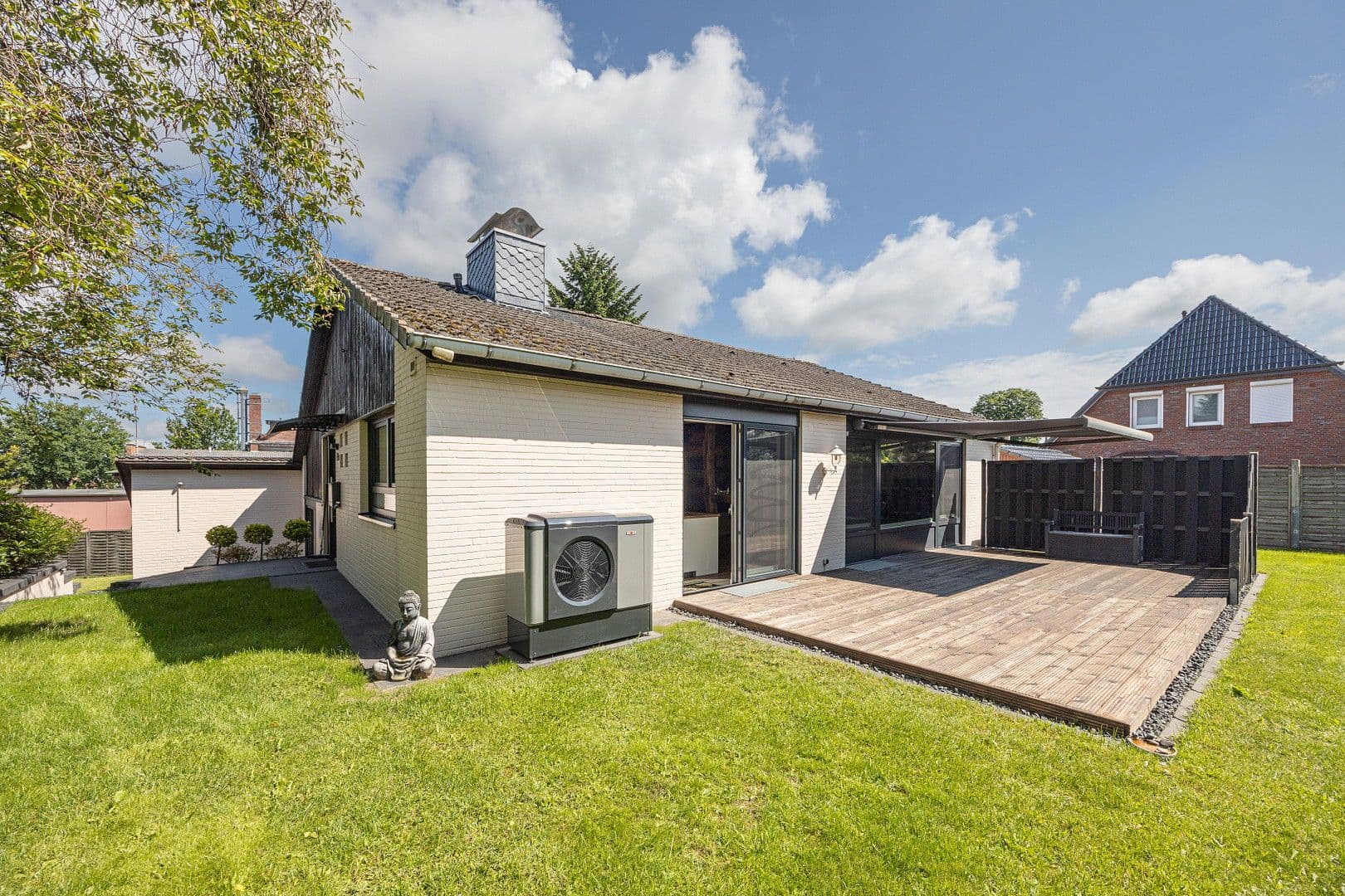 Predaj domu 122 m², pozemek 1.092 m², Seevetal, Dolné Sasko Predaj domu 122 m², pozemek 1.092 m², Seevetal, Dolné Sasko