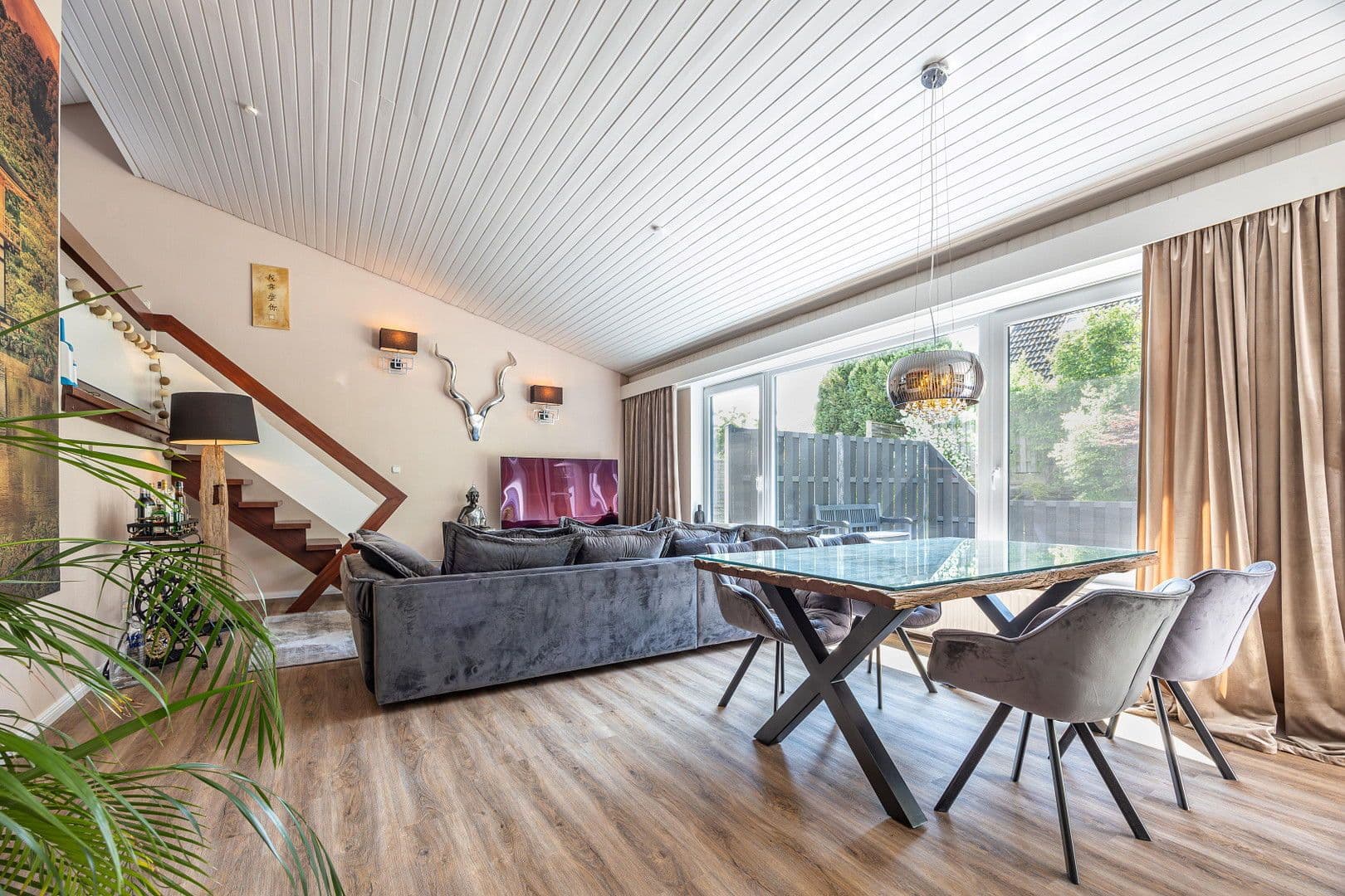 Predaj domu 122 m², pozemek 1.092 m², Seevetal, Dolné Sasko Predaj domu 122 m², pozemek 1.092 m², Seevetal, Dolné Sasko