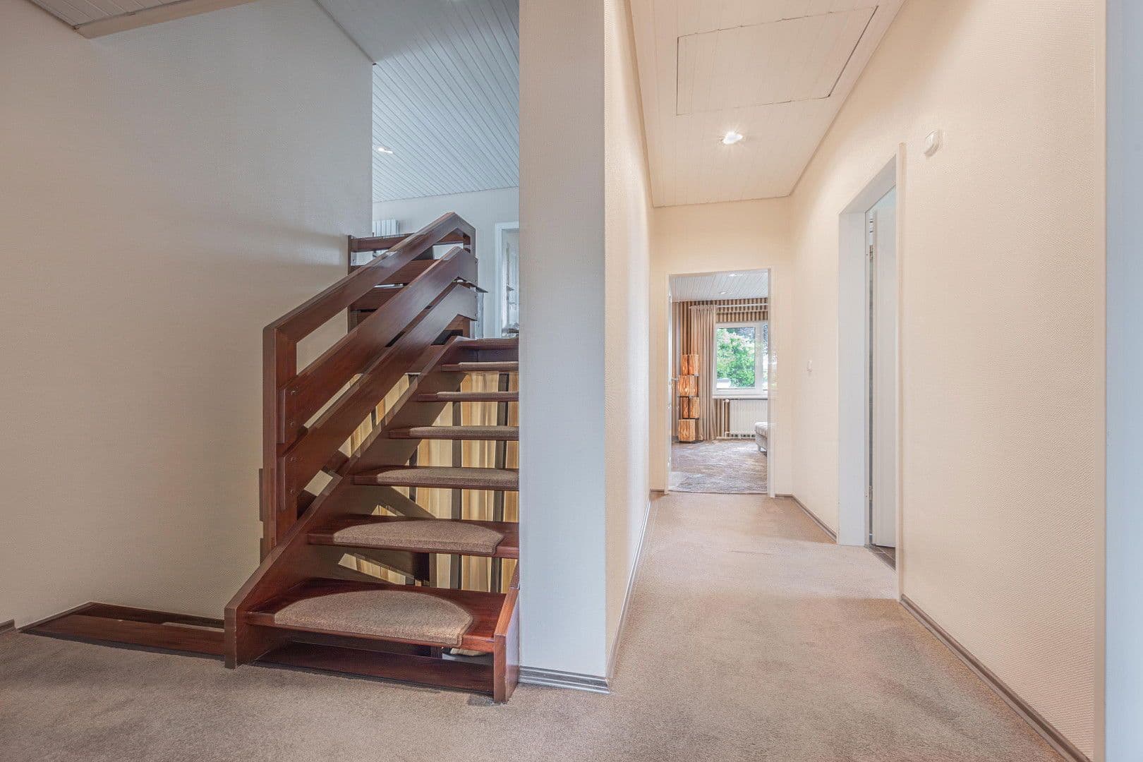 Predaj domu 122 m², pozemek 1.092 m², Seevetal, Dolné Sasko Predaj domu 122 m², pozemek 1.092 m², Seevetal, Dolné Sasko