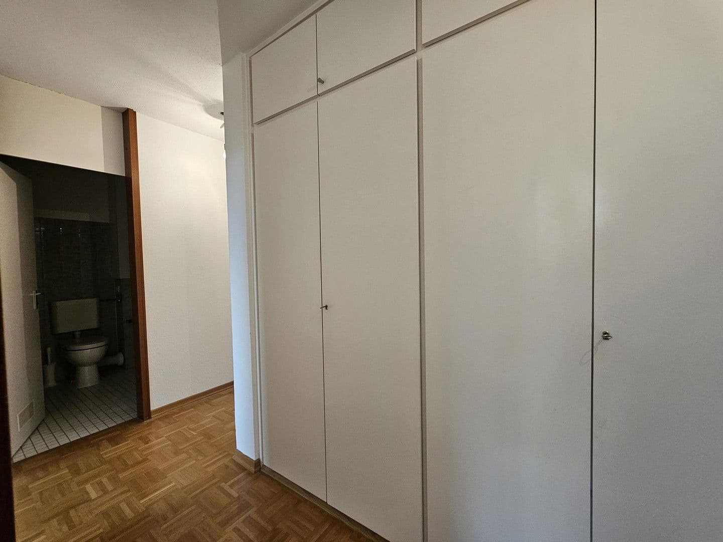 Prenájom bytu 3-izbový 75 m², Heiglhofstraße 80, München, Bavorsko Prenájom bytu 3-izbový 75 m², Heiglhofstraße 80, München, Bavorsko