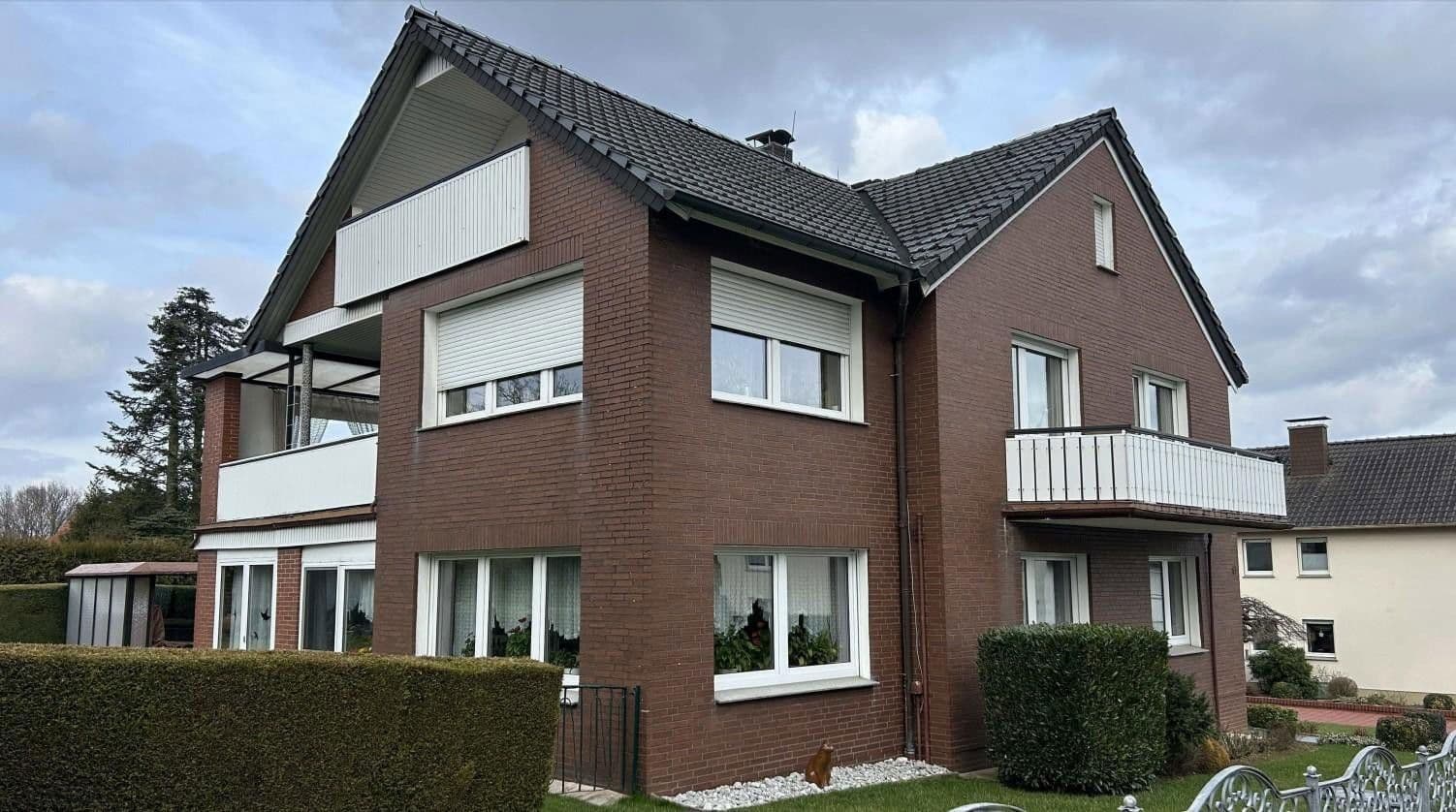 Prenájom bytu 4-izbový 107 m², Melle, Dolné Sasko Prenájom bytu 4-izbový 107 m², Melle, Dolné Sasko