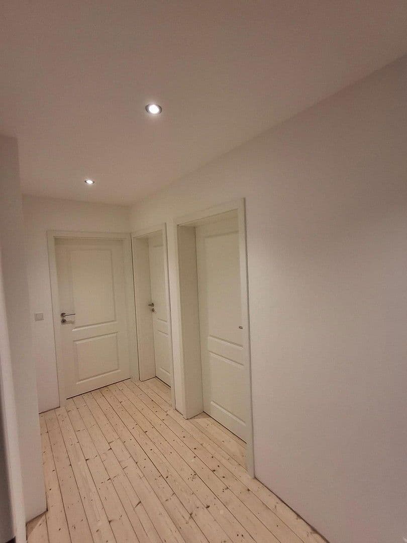 Prenájom bytu 4-izbový 107 m², Melle, Dolné Sasko Prenájom bytu 4-izbový 107 m², Melle, Dolné Sasko