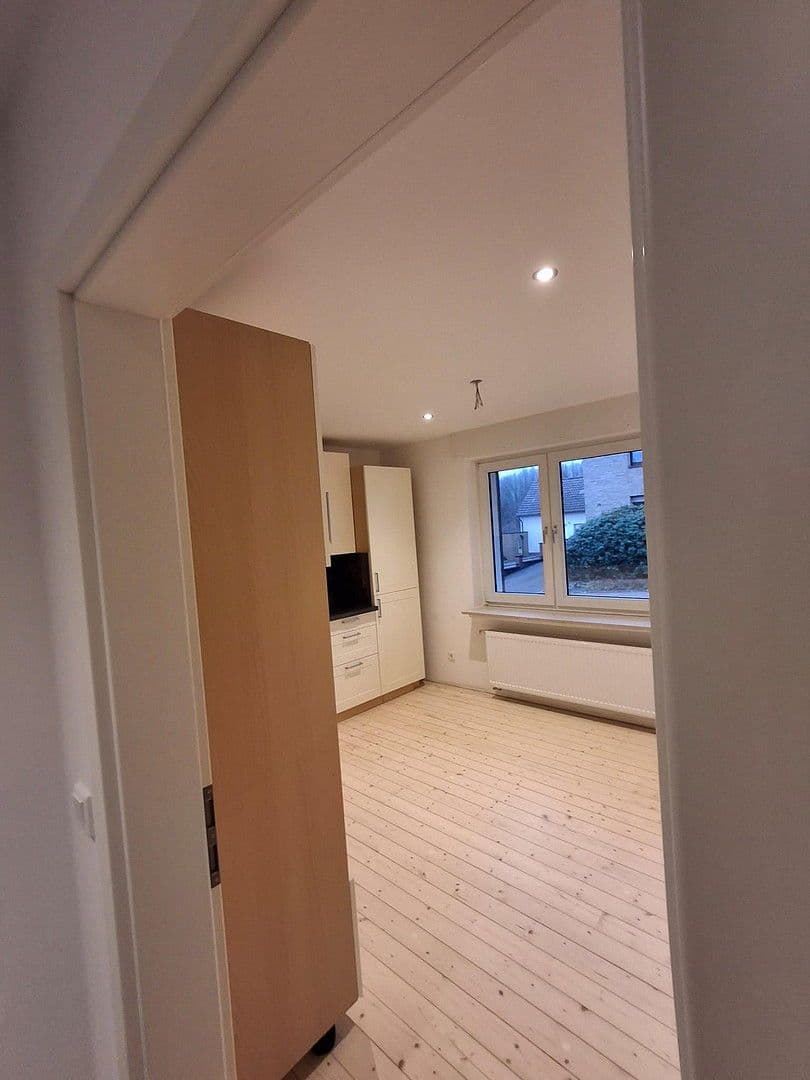 Prenájom bytu 4-izbový 107 m², Melle, Dolné Sasko Prenájom bytu 4-izbový 107 m², Melle, Dolné Sasko