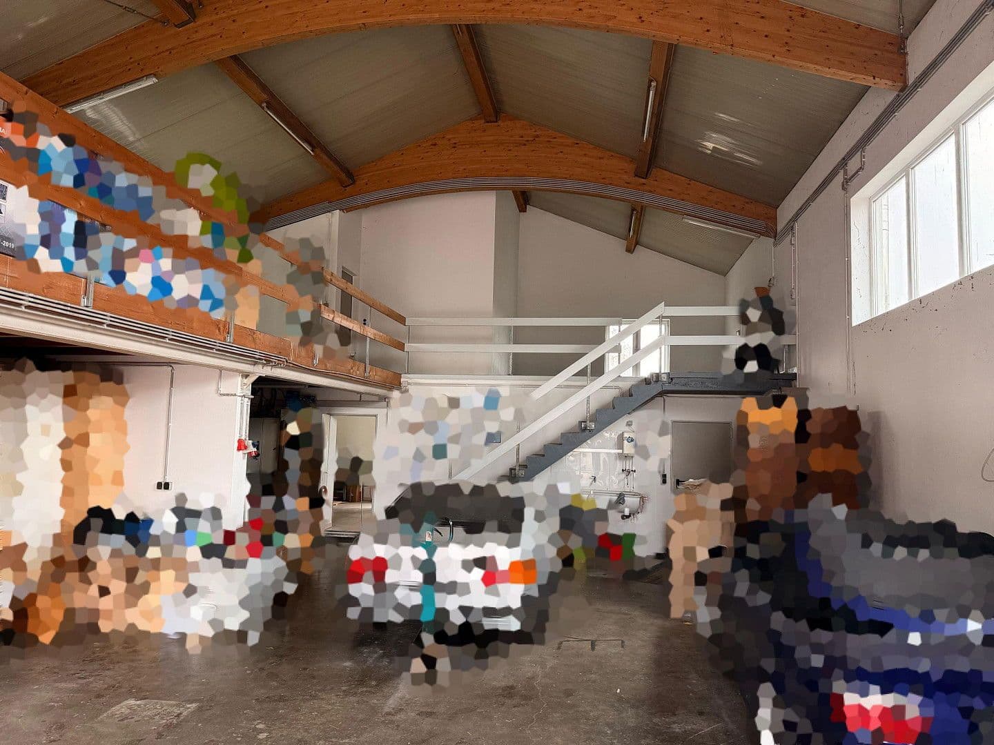 Prenájom nebytového priestoru 806 m², Wolpertshausen, Bádensko-Wurttembersko Prenájom nebytového priestoru 806 m², Wolpertshausen, Bádensko-Wurttembersko