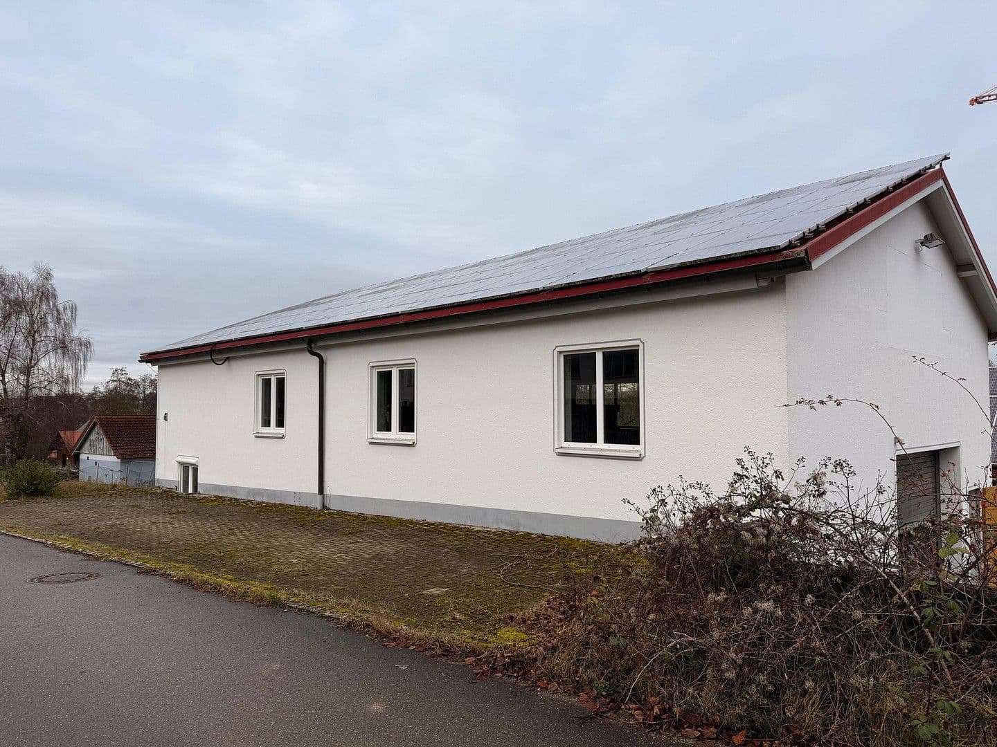 Prenájom nebytového priestoru 806 m², Wolpertshausen, Bádensko-Wurttembersko Prenájom nebytového priestoru 806 m², Wolpertshausen, Bádensko-Wurttembersko