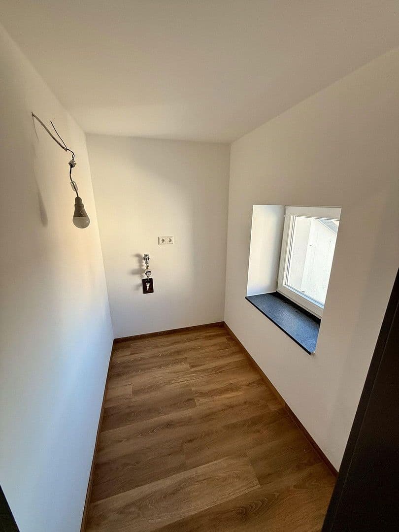 Prenájom bytu 2-izbový 53 m², Schäferstraße 1, Waldenburg, Sasko Prenájom bytu 2-izbový 53 m², Schäferstraße 1, Waldenburg, Sasko