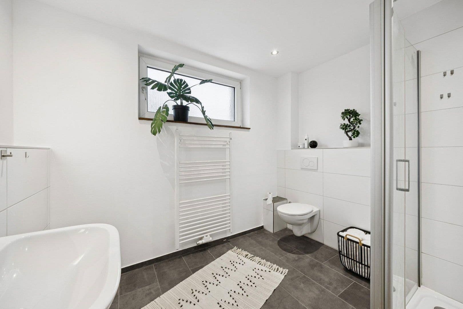 Predaj domu 200 m², pozemek 370 m², Pinneberg, Šlezvicko-Holštajnsko Predaj domu 200 m², pozemek 370 m², Pinneberg, Šlezvicko-Holštajnsko