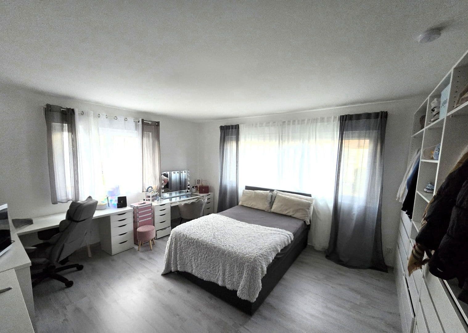 Predaj domu 306 m², pozemek 345 m², Großostheim, Bavorsko Predaj domu 306 m², pozemek 345 m², Großostheim, Bavorsko