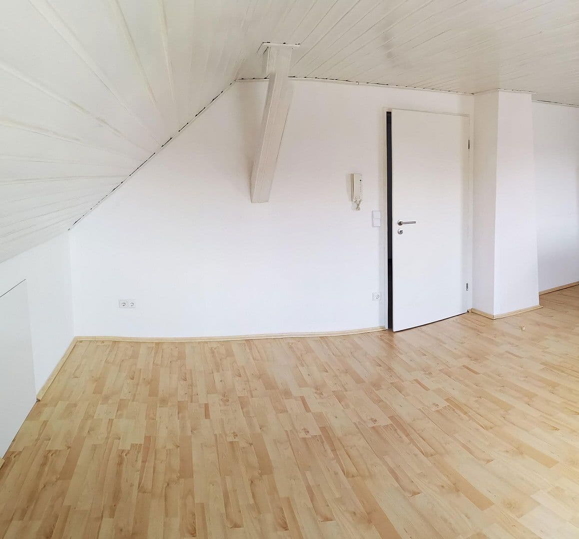 Predaj domu 306 m², pozemek 345 m², Großostheim, Bavorsko Predaj domu 306 m², pozemek 345 m², Großostheim, Bavorsko
