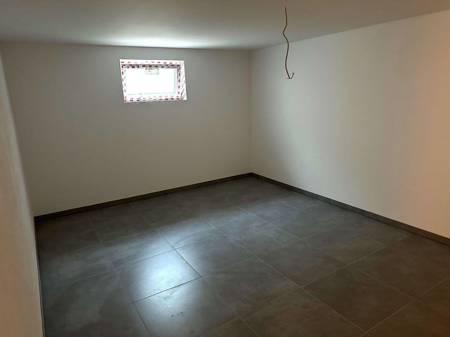 Prenájom bytu 3-izbový 83 m², Erlangen, Bavorsko Prenájom bytu 3-izbový 83 m², Erlangen, Bavorsko