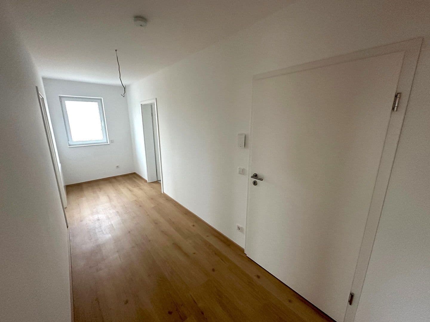 Prenájom bytu 3-izbový 83 m², Erlangen, Bavorsko Prenájom bytu 3-izbový 83 m², Erlangen, Bavorsko