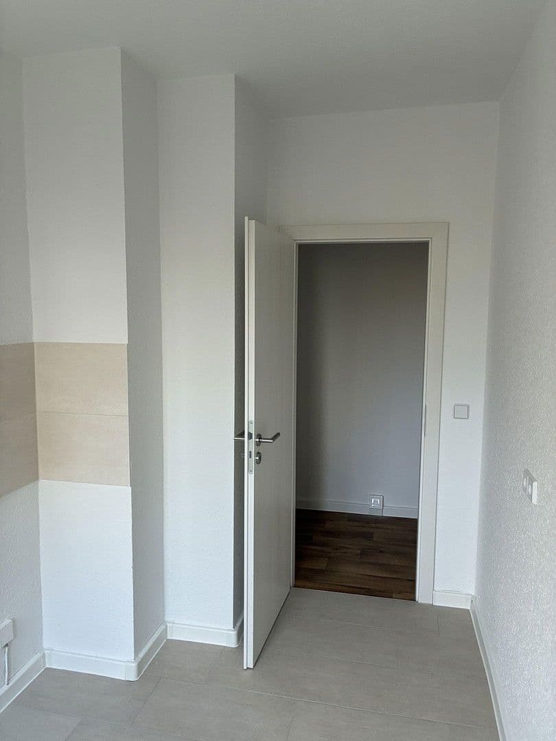 Prenájom bytu 3-izbový 63 m², Linzer Straße 45, Dessau-Roßlau, Sasko-Anhaltsko Prenájom bytu 3-izbový 63 m², Linzer Straße 45, Dessau-Roßlau, Sasko-Anhaltsko