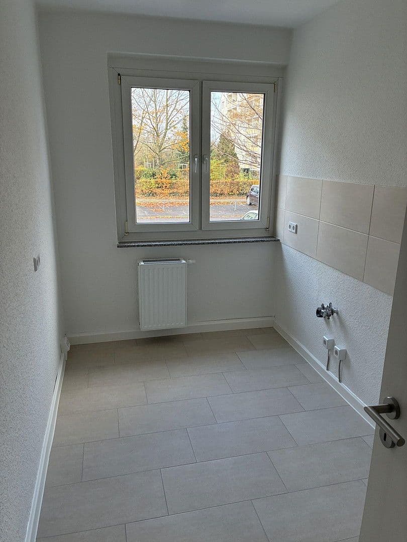Prenájom bytu 3-izbový 63 m², Linzer Straße 45, Dessau-Roßlau, Sasko-Anhaltsko Prenájom bytu 3-izbový 63 m², Linzer Straße 45, Dessau-Roßlau, Sasko-Anhaltsko