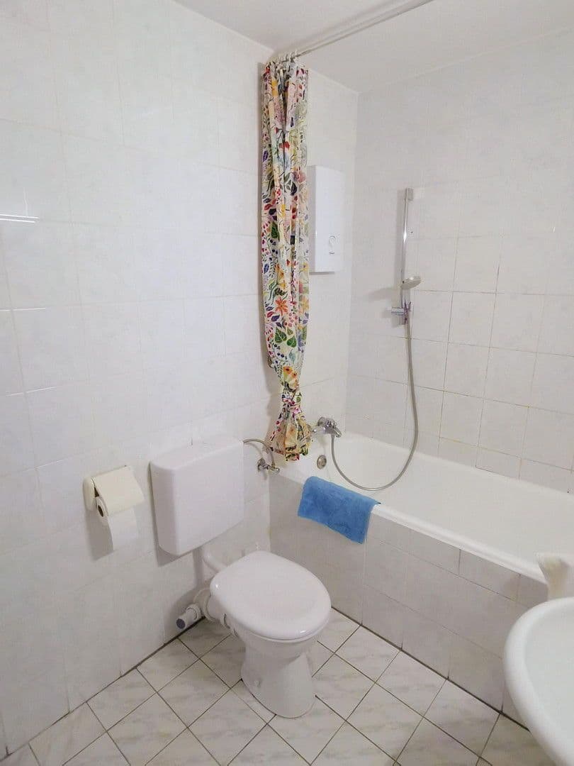 Predaj bytu 3-izbový 73 m², Bonn, Severné Porýnie - Westfálsko Predaj bytu 3-izbový 73 m², Bonn, Severné Porýnie - Westfálsko