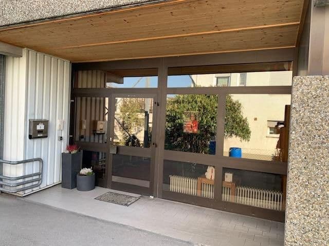 Prenájom nebytového priestoru 1.007 m², Waldstr 3, Lauchringen, Bádensko-Wurttembersko Prenájom nebytového priestoru 1.007 m², Waldstr 3, Lauchringen, Bádensko-Wurttembersko