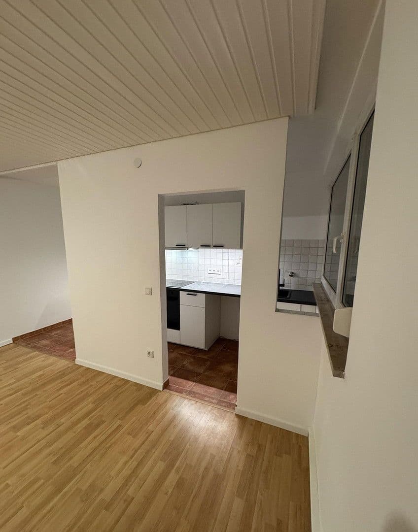 Prenájom bytu 1-izbový 36 m², Sperberstraße 19, Nürnberg, Bavorsko Prenájom bytu 1-izbový 36 m², Sperberstraße 19, Nürnberg, Bavorsko