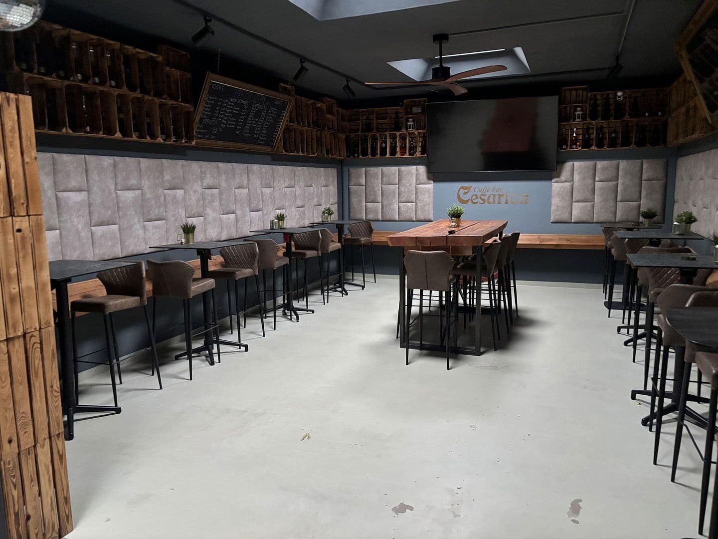 Prenájom nebytového priestoru 834 m², Landsberger Straße 452, München, Bavorsko Prenájom nebytového priestoru 834 m², Landsberger Straße 452, München, Bavorsko