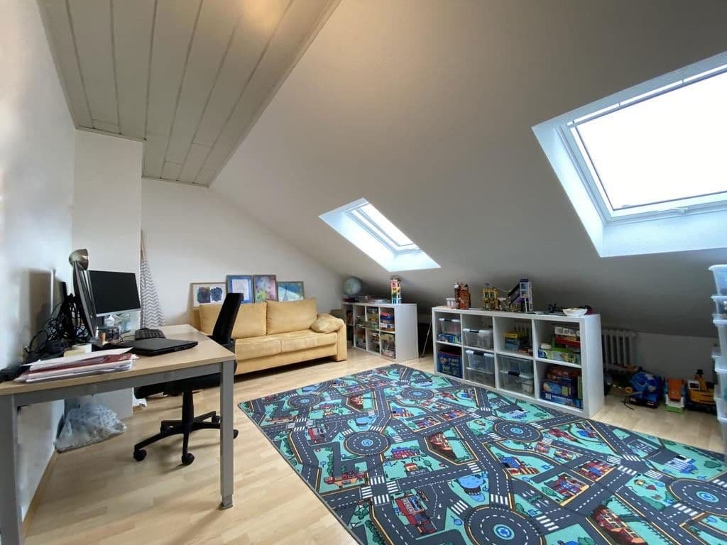 Prenájom domu 182 m², pozemek 257 m², Rodenbach, Hesensko Prenájom domu 182 m², pozemek 257 m², Rodenbach, Hesensko