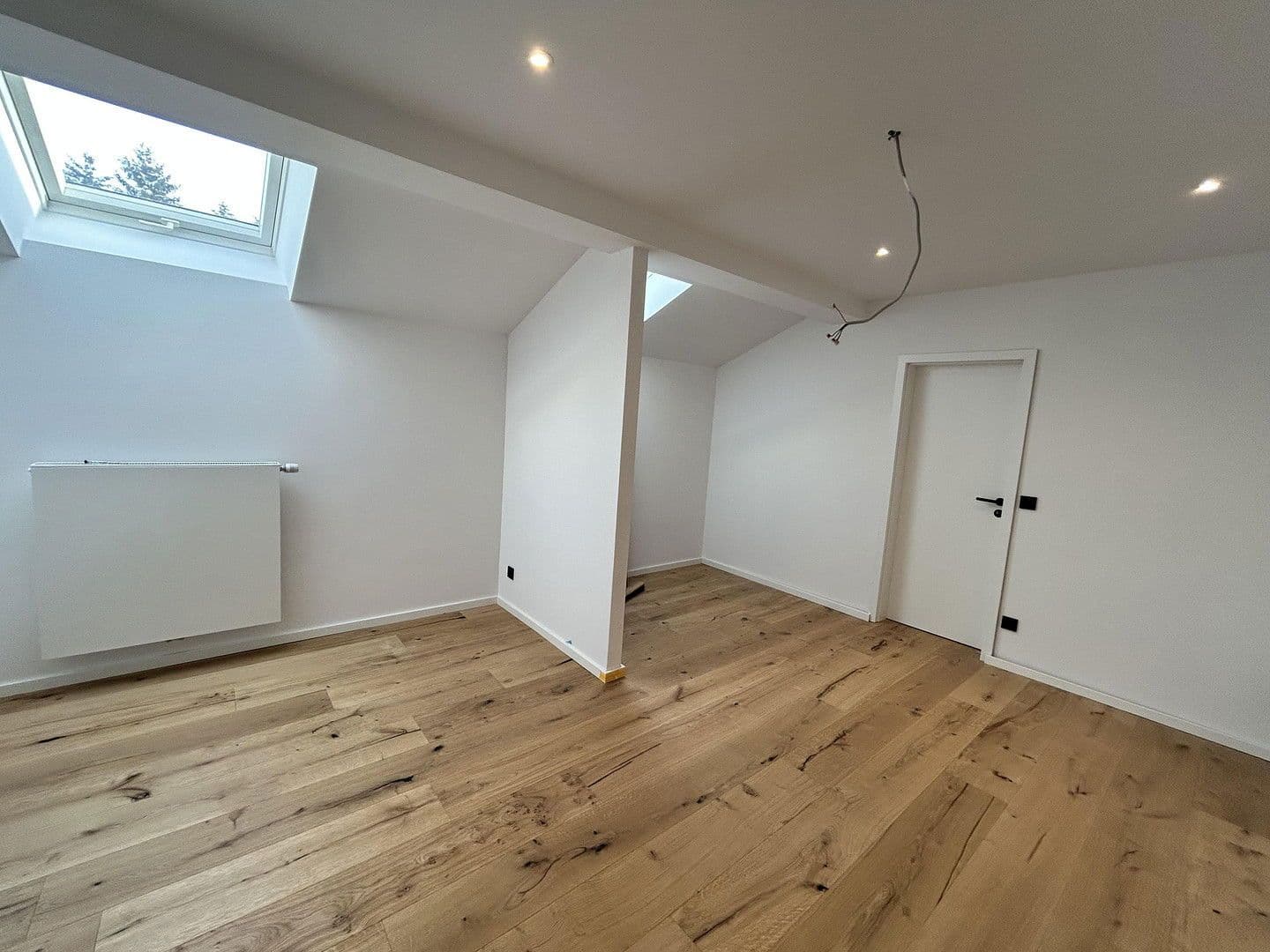 Predaj bytu 4-izbový 160 m², Lärchenweg 21, Bad Endorf, Bavorsko Predaj bytu 4-izbový 160 m², Lärchenweg 21, Bad Endorf, Bavorsko