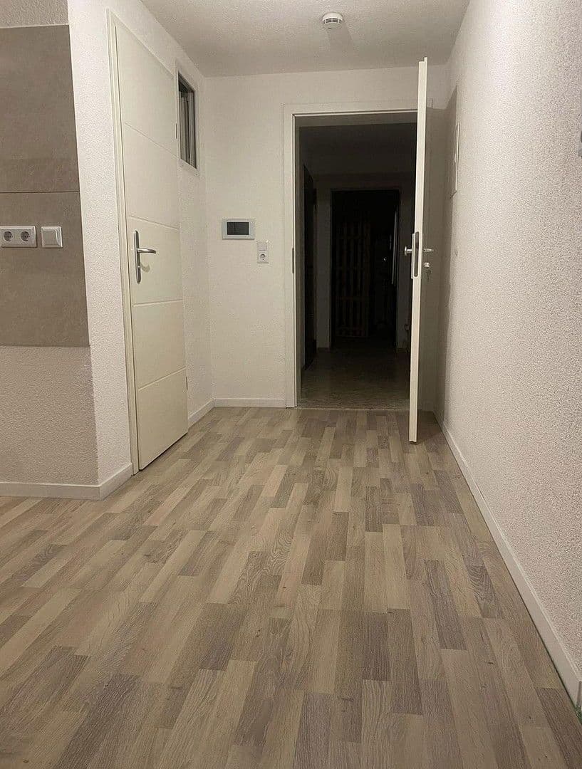 Prenájom bytu 2-izbový 50 m², Pforzheim, Bádensko-Wurttembersko Prenájom bytu 2-izbový 50 m², Pforzheim, Bádensko-Wurttembersko