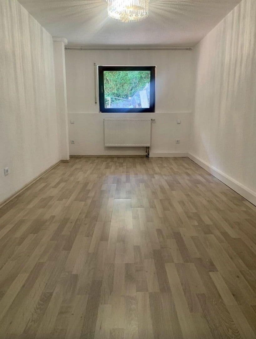 Prenájom bytu 2-izbový 50 m², Pforzheim, Bádensko-Wurttembersko Prenájom bytu 2-izbový 50 m², Pforzheim, Bádensko-Wurttembersko