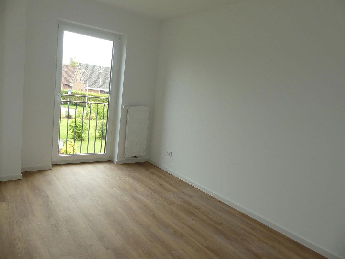 Prenájom domu 141 m², pozemek 238 m², Drochtersen, Dolné Sasko Prenájom domu 141 m², pozemek 238 m², Drochtersen, Dolné Sasko