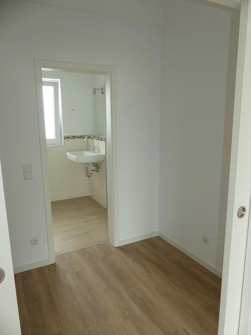 Prenájom domu 141 m², pozemek 238 m², Drochtersen, Dolné Sasko Prenájom domu 141 m², pozemek 238 m², Drochtersen, Dolné Sasko