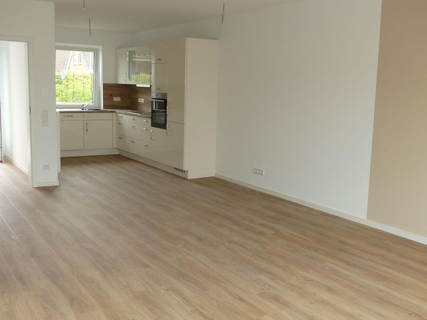 Prenájom domu 141 m², pozemek 238 m², Drochtersen, Dolné Sasko Prenájom domu 141 m², pozemek 238 m², Drochtersen, Dolné Sasko