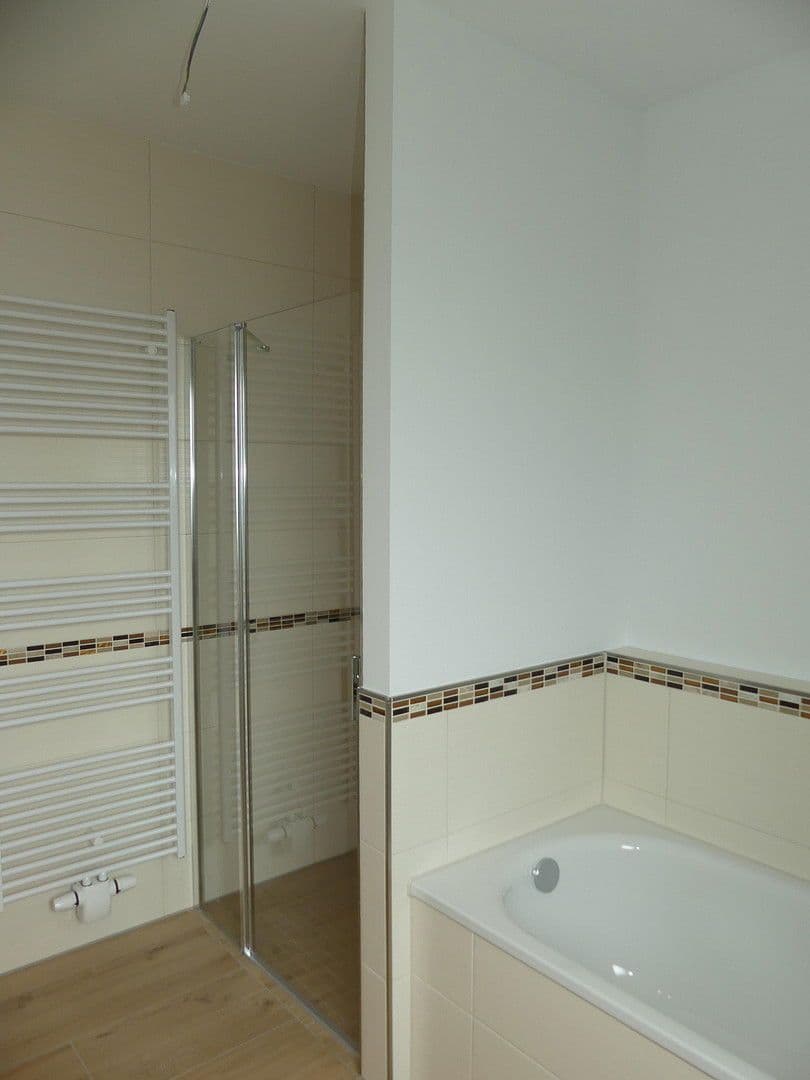 Prenájom domu 141 m², pozemek 238 m², Drochtersen, Dolné Sasko Prenájom domu 141 m², pozemek 238 m², Drochtersen, Dolné Sasko