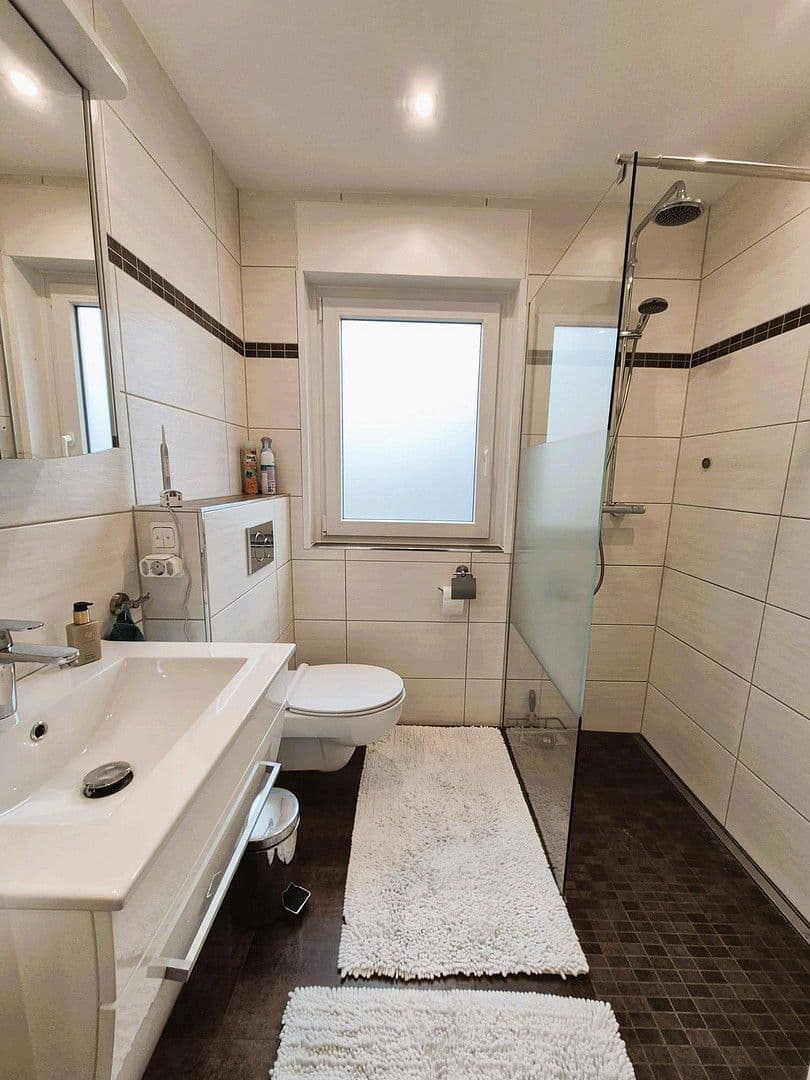 Prenájom bytu 2-izbový 45 m², Dreieich, Hesensko Prenájom bytu 2-izbový 45 m², Dreieich, Hesensko