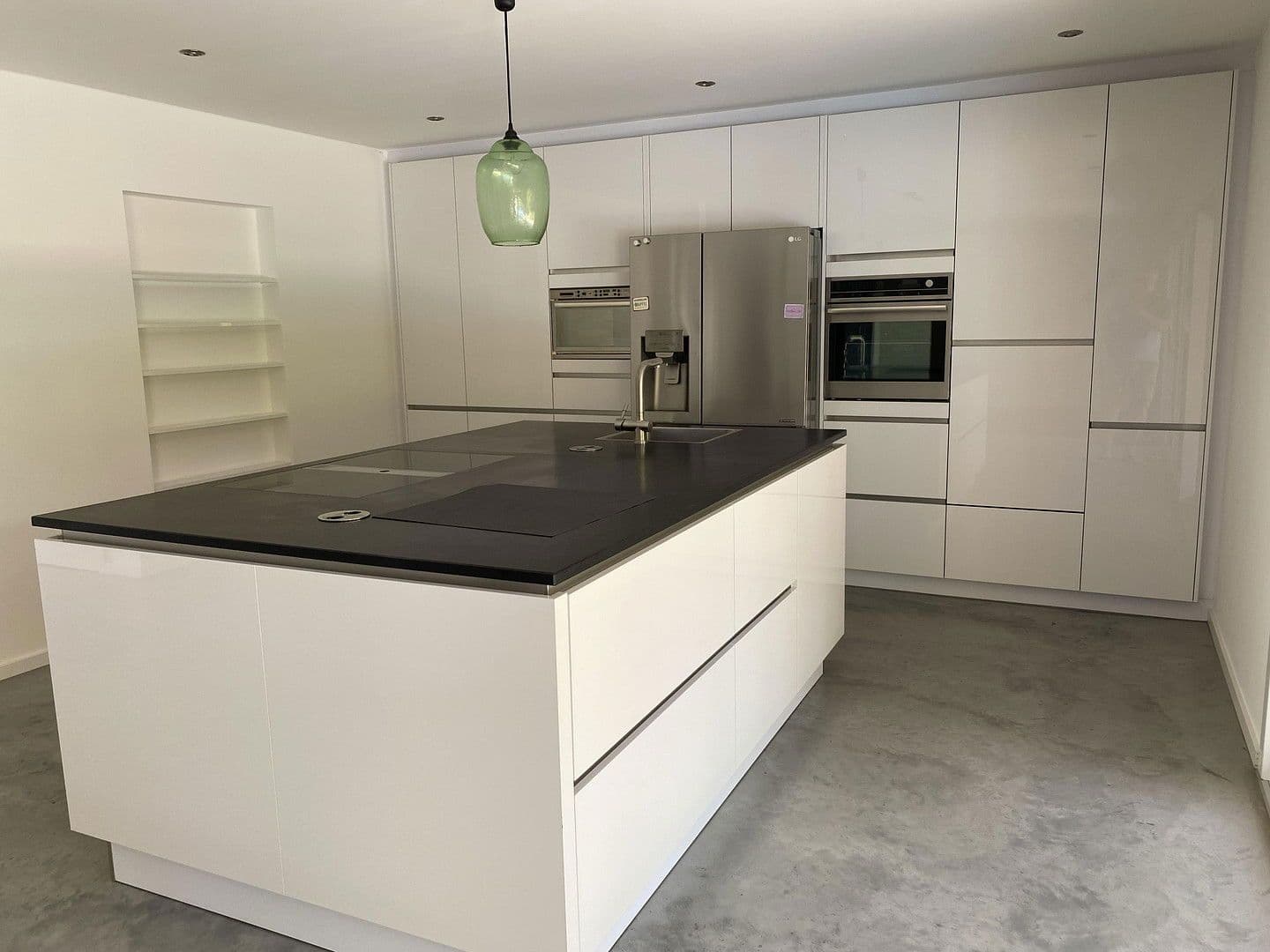 Prenájom domu 156 m², pozemek 655 m², Emertsham, Bavorsko Prenájom domu 156 m², pozemek 655 m², Emertsham, Bavorsko