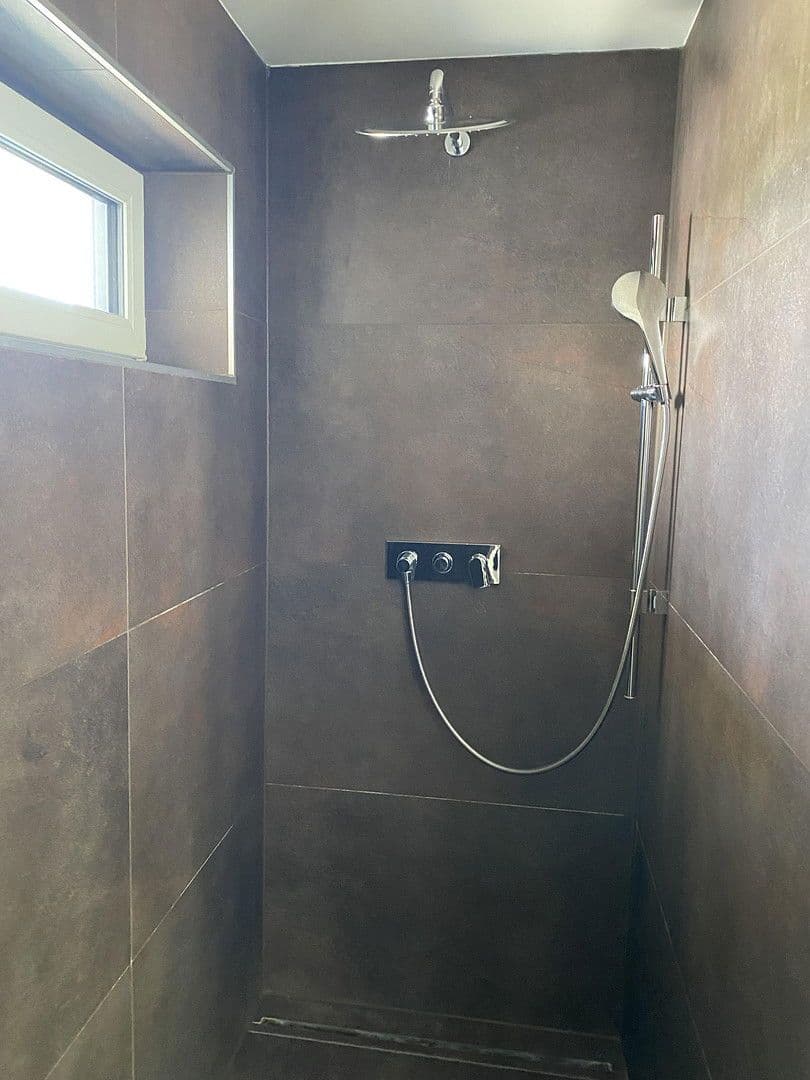 Prenájom domu 156 m², pozemek 655 m², Emertsham, Bavorsko Prenájom domu 156 m², pozemek 655 m², Emertsham, Bavorsko