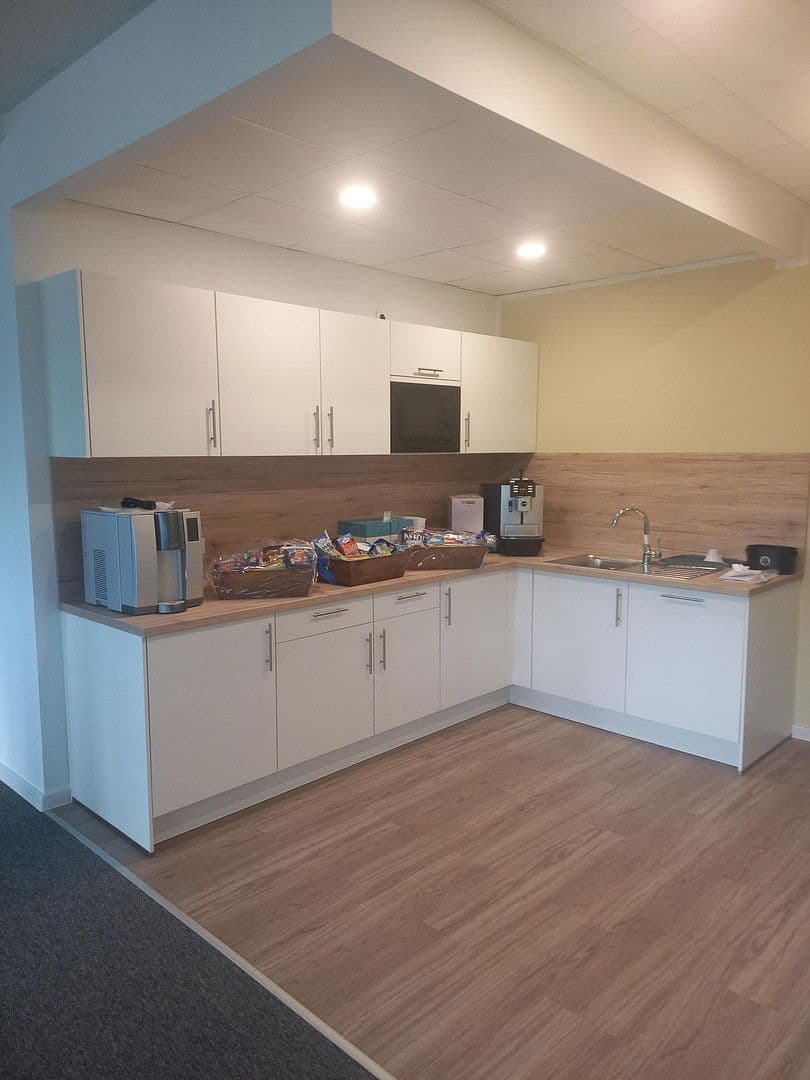 Prenájom kancelárie 300 m², Walter-Köhn-Str. 2d, Leipzig, Sasko Prenájom kancelárie 300 m², Walter-Köhn-Str. 2d, Leipzig, Sasko