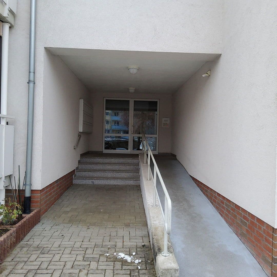 Prenájom bytu 1-izbový 40 m², Birkenallee 4, Dessau-Roßlau, Sasko-Anhaltsko Prenájom bytu 1-izbový 40 m², Birkenallee 4, Dessau-Roßlau, Sasko-Anhaltsko