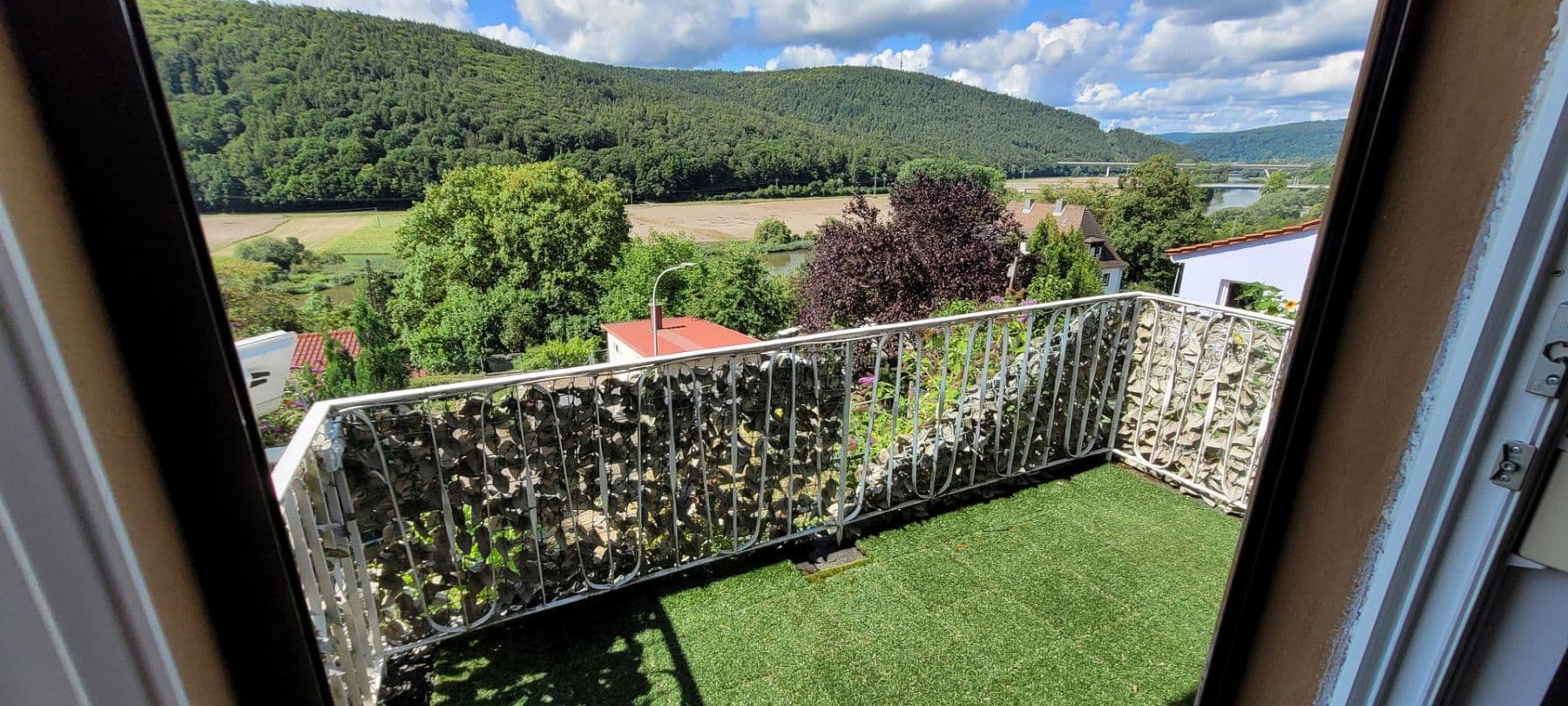 Predaj domu 94 m², pozemek 466 m², Gemünden am Main, Bavorsko Predaj domu 94 m², pozemek 466 m², Gemünden am Main, Bavorsko