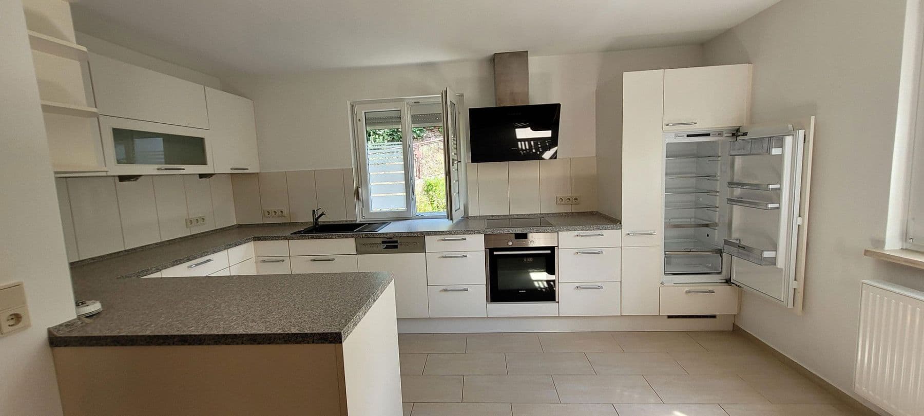 Predaj domu 94 m², pozemek 466 m², Gemünden am Main, Bavorsko Predaj domu 94 m², pozemek 466 m², Gemünden am Main, Bavorsko