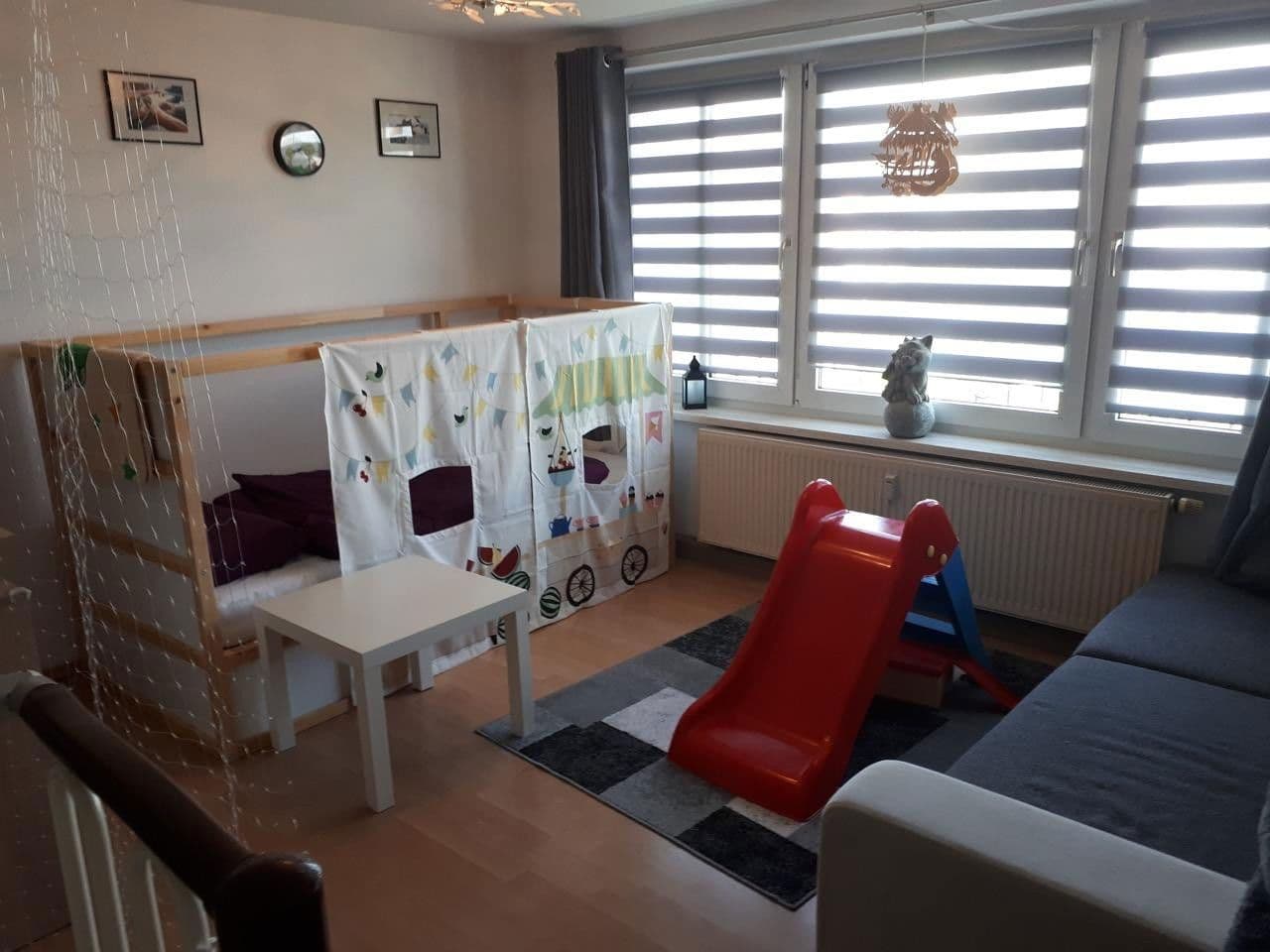 Prenájom bytu 3-izbový 82 m², Joliot-Curie-Straße 10, Gera, Durínsko Prenájom bytu 3-izbový 82 m², Joliot-Curie-Straße 10, Gera, Durínsko