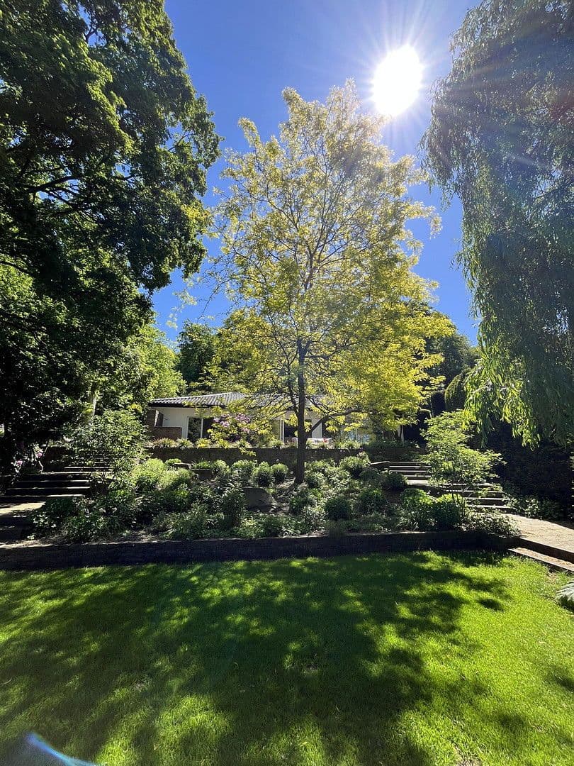 Predaj domu 210 m², pozemek 1.240 m², Königswinter, Severné Porýnie - Westfálsko Predaj domu 210 m², pozemek 1.240 m², Königswinter, Severné Porýnie - Westfálsko