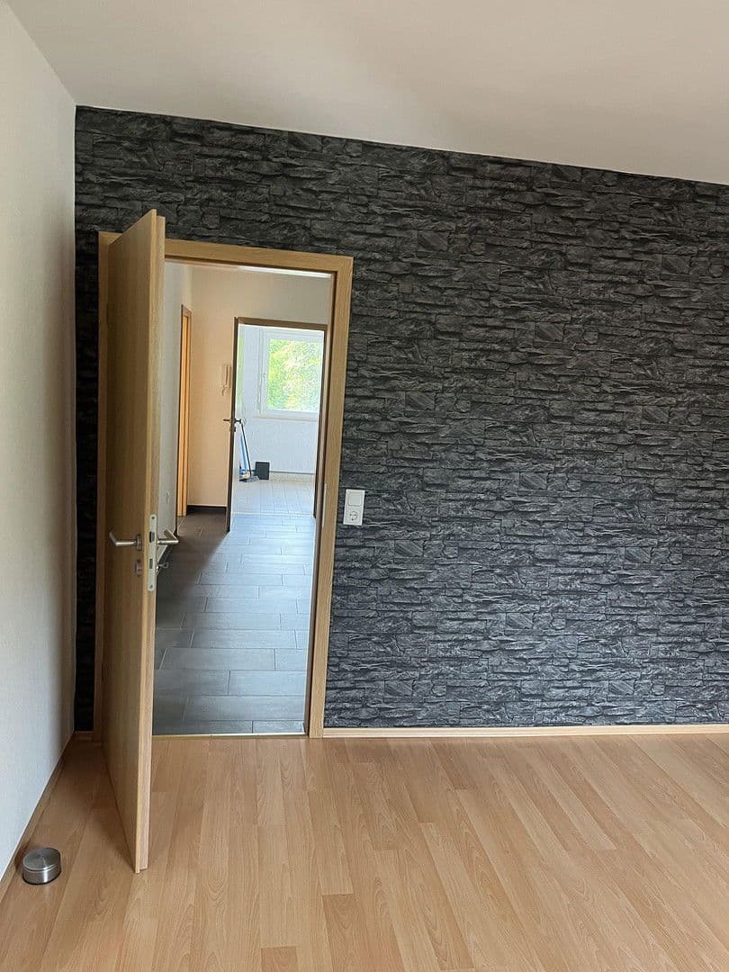 Prenájom bytu 4-izbový 77 m², Beseler Str. 20, Gummersbach, Severné Porýnie - Westfálsko Prenájom bytu 4-izbový 77 m², Beseler Str. 20, Gummersbach, Severné Porýnie - Westfálsko